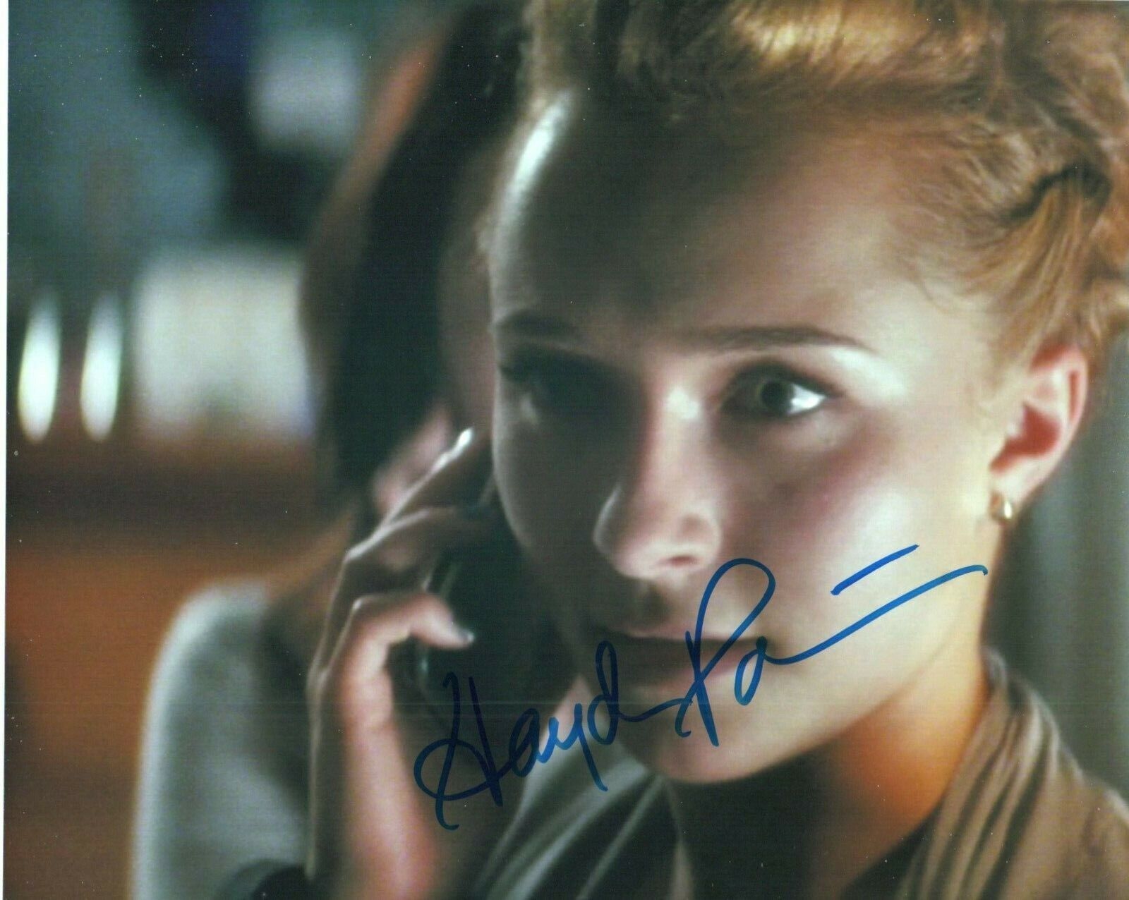 Autographed Hayden Panettiere signed 8 x 10 Photo Poster painting