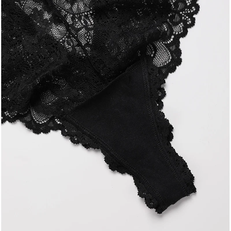 Uveng Sex Underwear Lace Perspective Large Size Sexy T-Sants Female Delicate Metal Buckle Lady Cotton Crotch T-Shirt Underwear