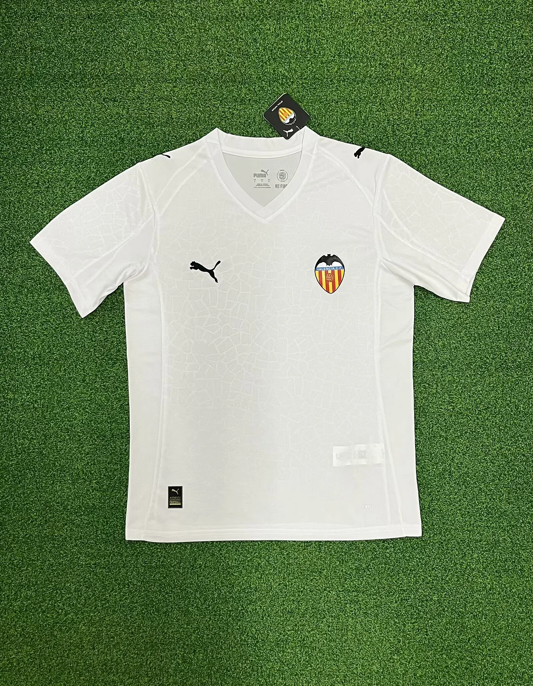 25/26 Valencia Home Football Shirt Thai Quality