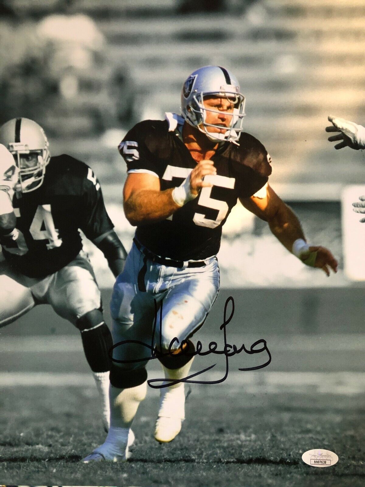 Autographed Howie Long Oakland Raiders Football 11x14 Photo Poster painting - with JSA COA