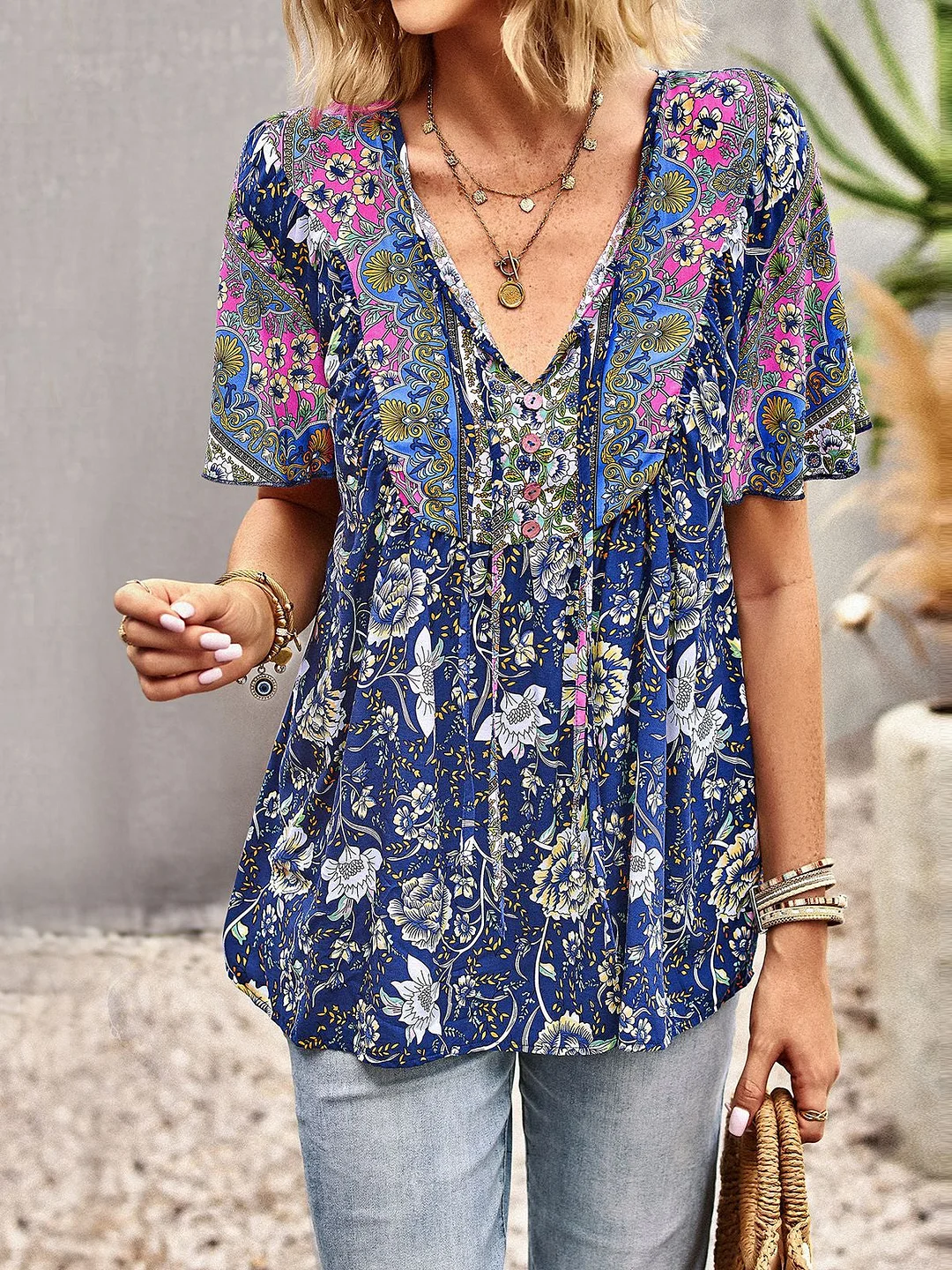 Women Short Sleeve V-neck Floral Printed Top