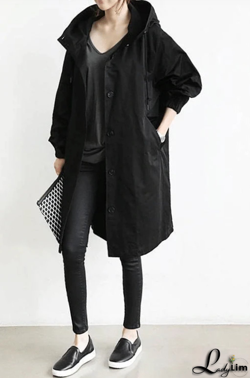 Fashionable and Minimalist general garment