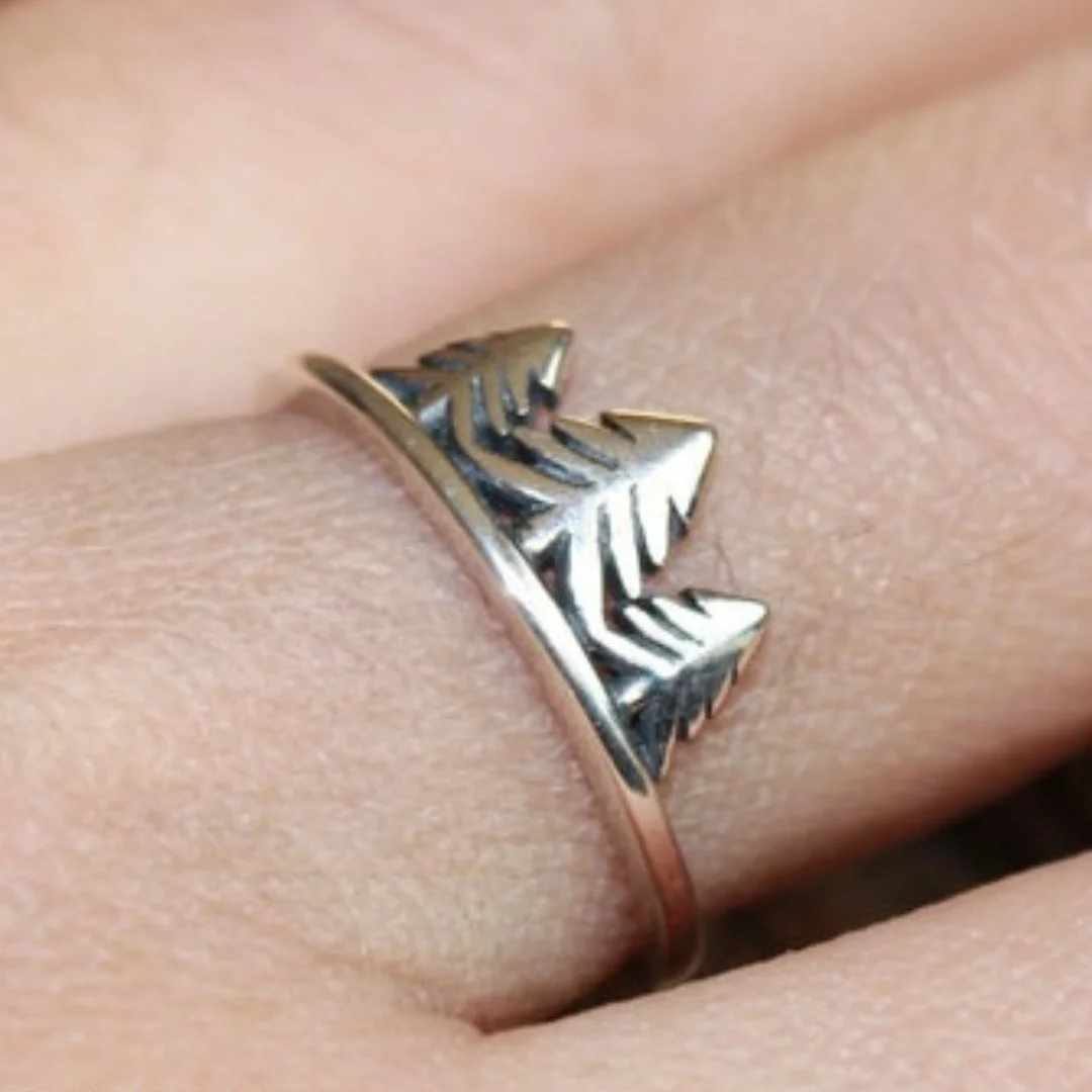 Dainty Forest Ring