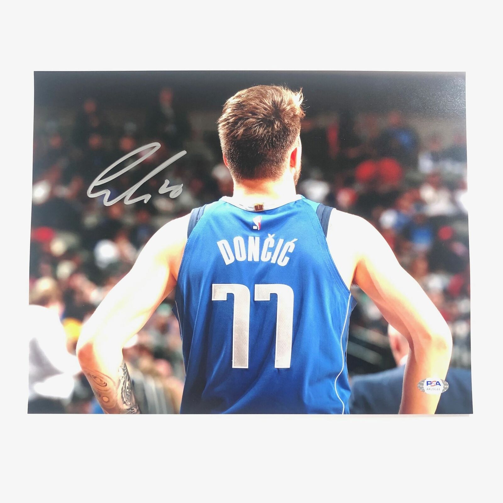 Luka Doncic signed 11x14 Photo Poster painting PSA/DNA Dallas Mavericks Autographed