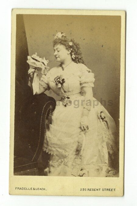 19th Century Fashion - 1800s Carte-de-visite Photo Poster painting - Fraddle & Leach of London