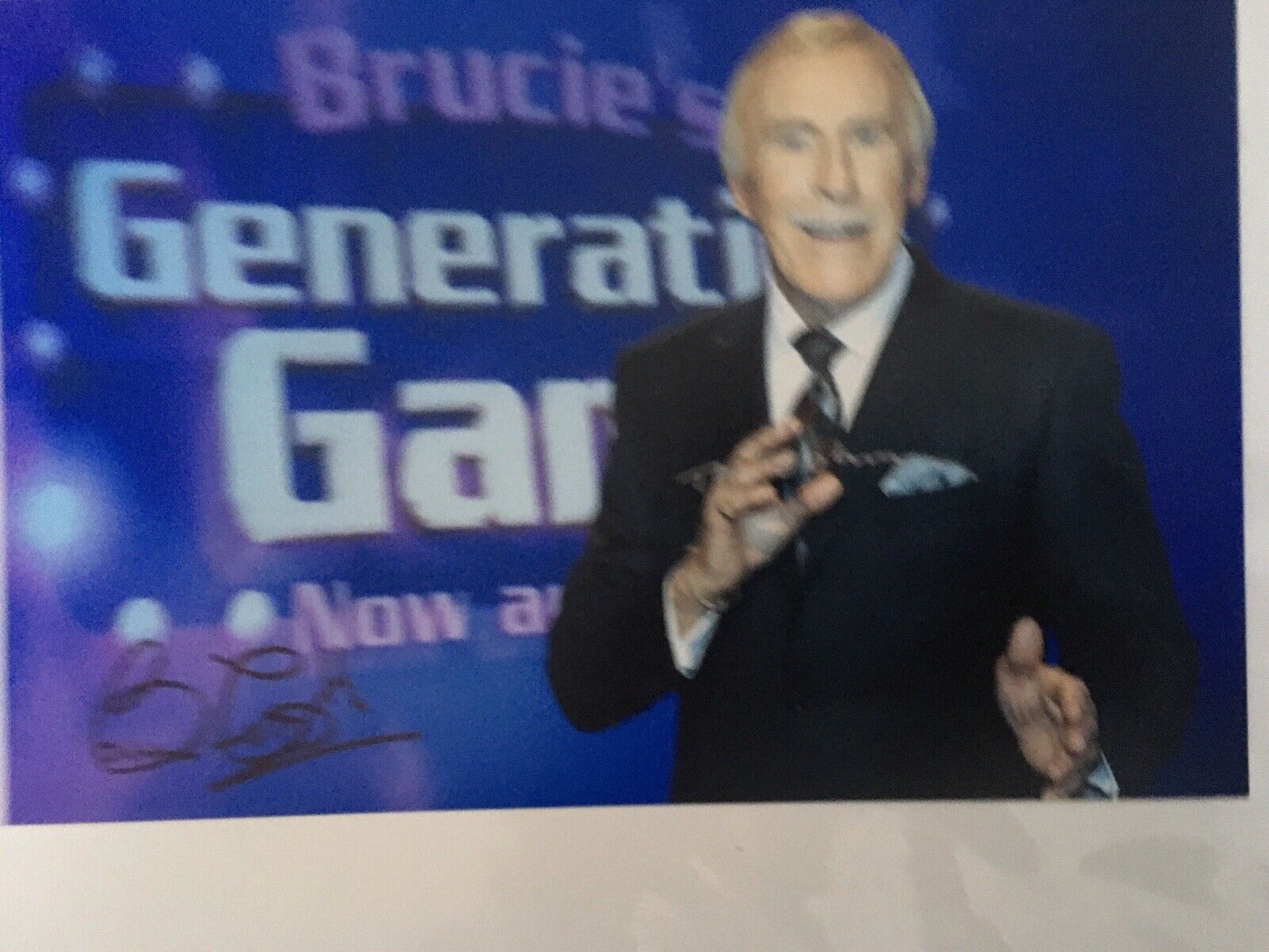 Bruce Forsyth - English Entertainer & Presenter - Hand Signed & Photo Poster painting 12x8