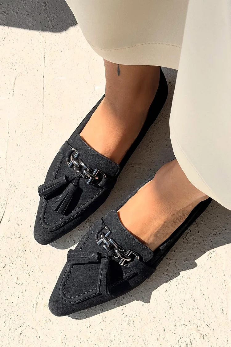 Tassels Decor Metal Buckle Pointed Toe Black Loafers [Pre Order]