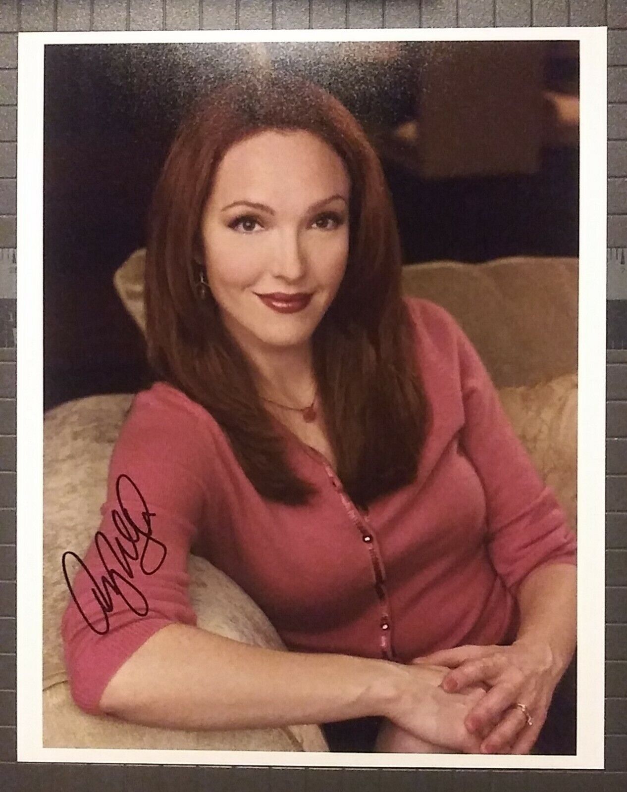 Amy yasbeck signed 8x10