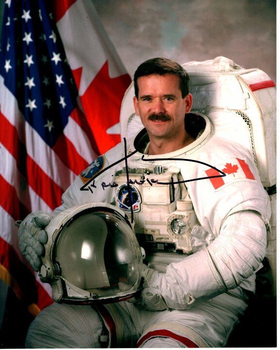 CHRIS HADFIELD signed autographed NASA CSA ASTRONAUT 8x10 Photo Poster painting