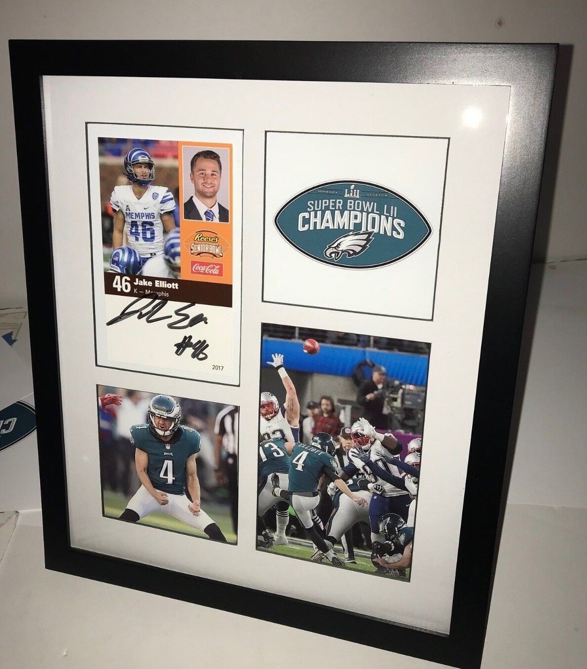 Jake Elliott Philadelphia Eagles football autographed signed Photo Poster painting frame SUPER !