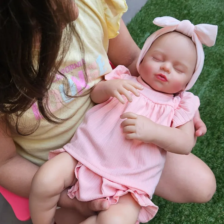[Limited Edition] Babeside&reg; Liya: 20" Weighted Sleeping Baby with Real Heartbeat - Influencer's Choice by @scrapterapia