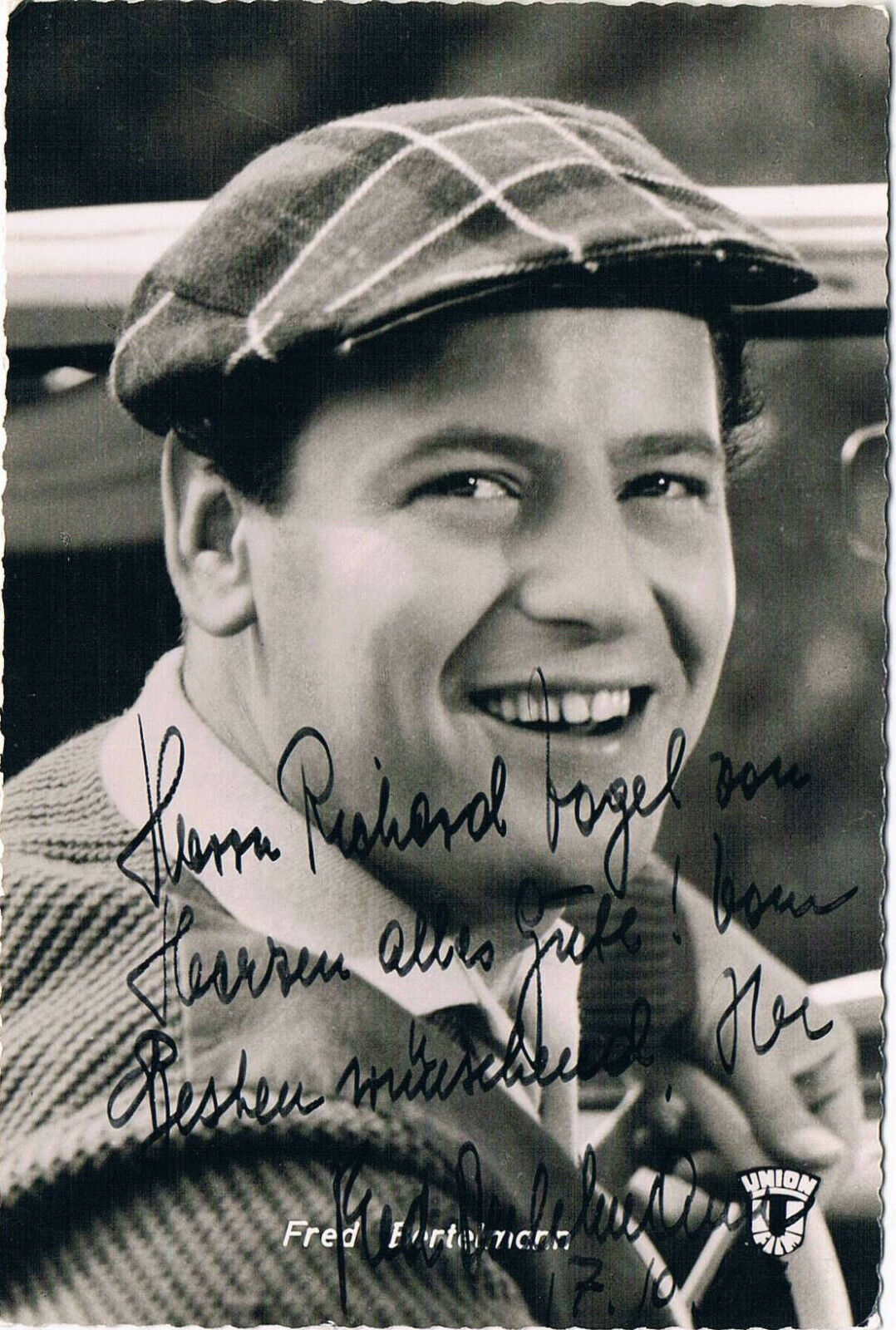 Fred Bertelmann 1925-2014 autograph signed postcard Photo Poster painting 3.5x5.5