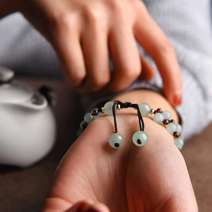 Garnet Bead Flower Petal Green Aventurine Luck Bracelet