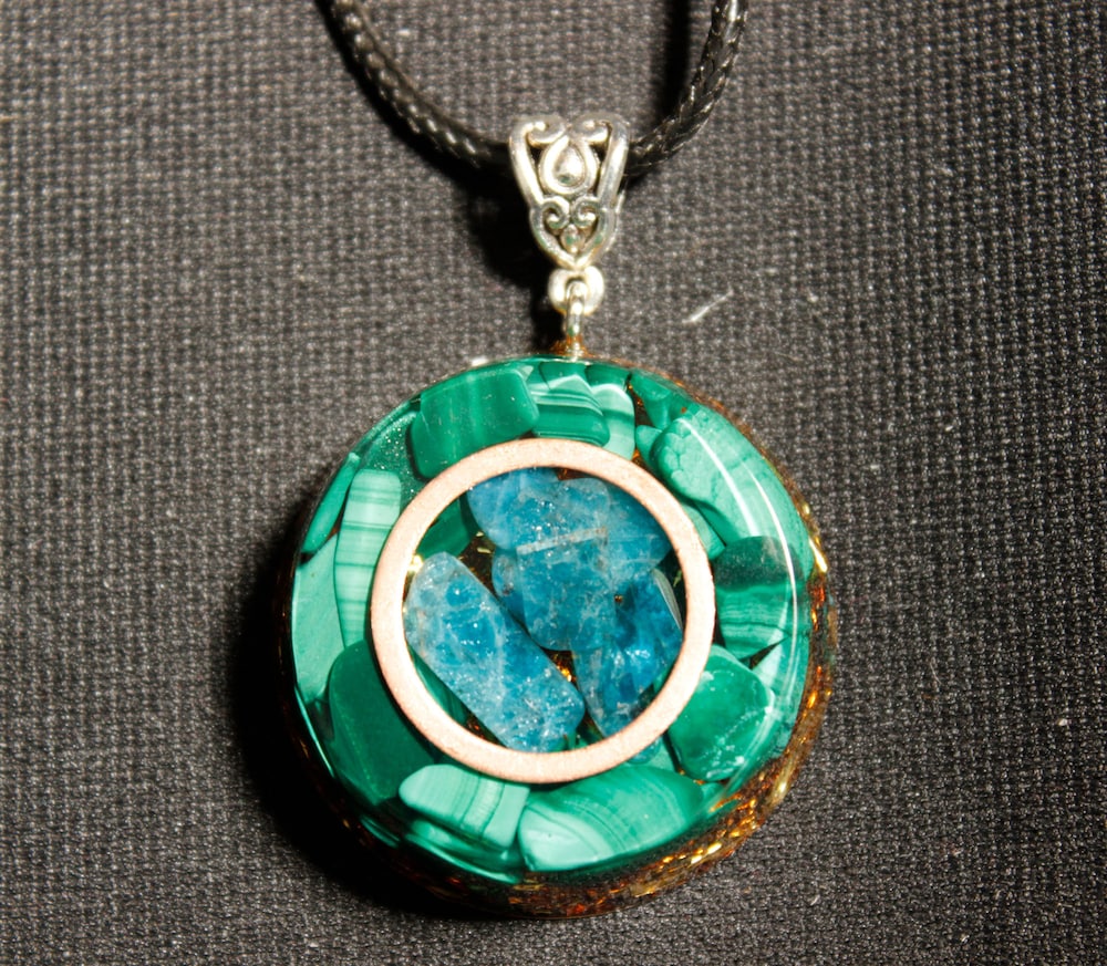 

Orgone Pendant - Malachite, 501 Original