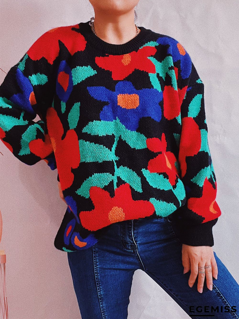 Large Flower Embroidery Round Neck Loose Long Sleeve Knitted Sweater | EGEMISS