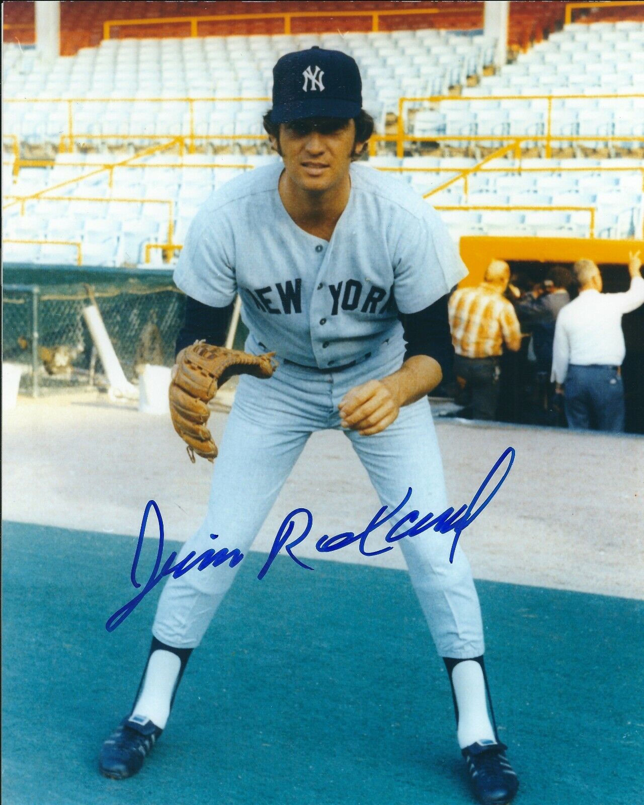 Signed 8x10 JIM ROLAND New York Yankees Autographed Photo Poster painting - w/COA