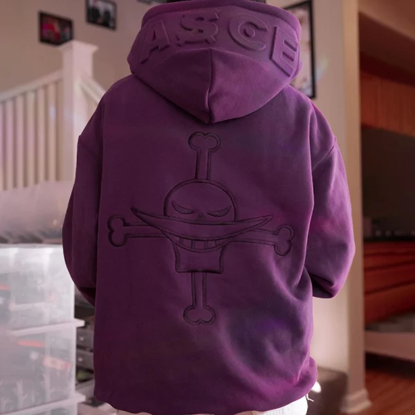 One Piece White Beard Embroidered Printed Oversized Hoodie 