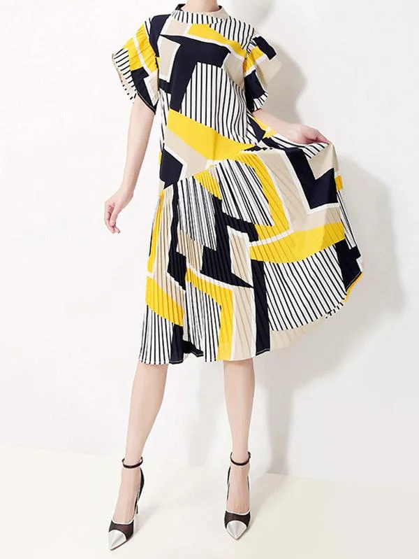 Loose Pleated Stand-Collar Midi Dress