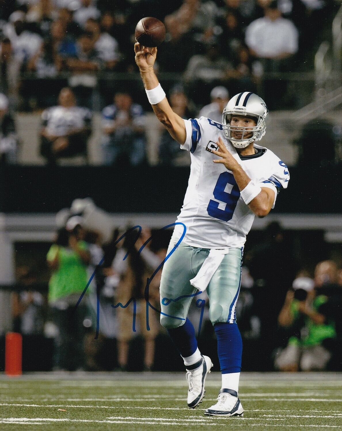 TONY ROMO SIGNED AUTOGRAPH 8X10 Photo Poster painting DALLAS COWBOYS