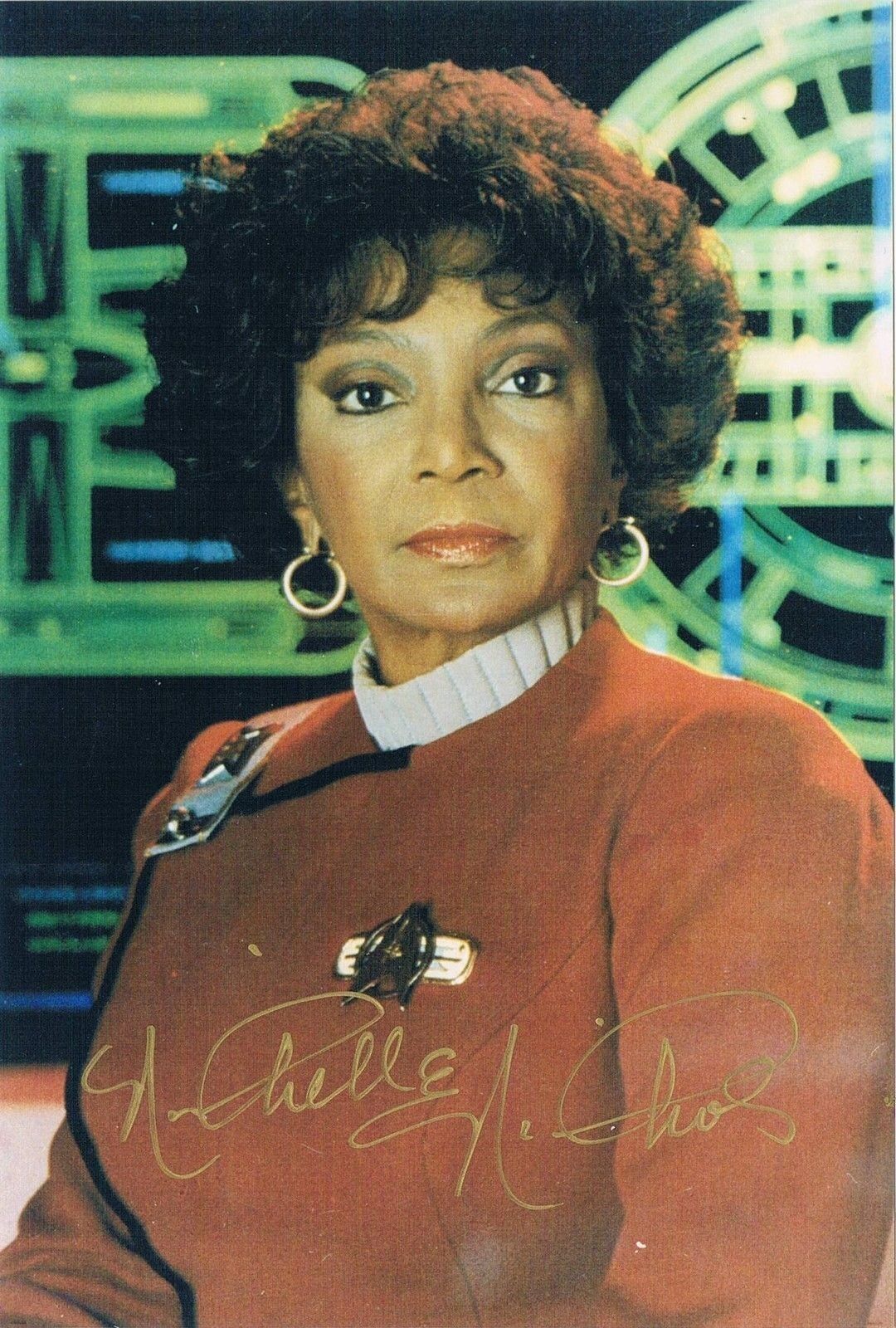 Nichelle Nichols 1932- genuine autograph signed 5x7