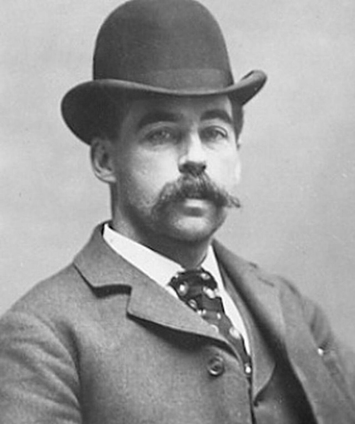 H.H. HOLMES 8X10 Photo Poster painting CRIME PICTURE ON ARTIST MURDERER