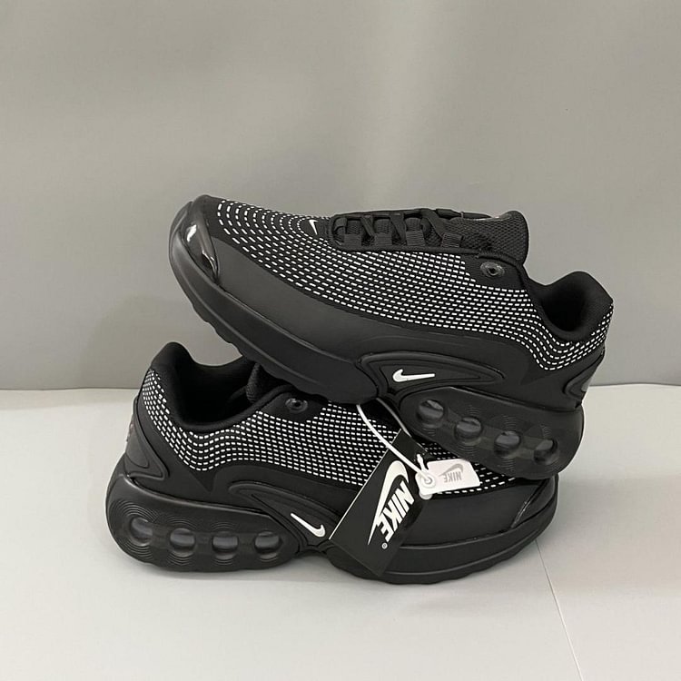 2025 Hot Selling Nike Height-Increasing Cushioned Sports Shoes for Men, Versatile Mesh Upper, Dad Shoes, Breathable Casual Running Shoes