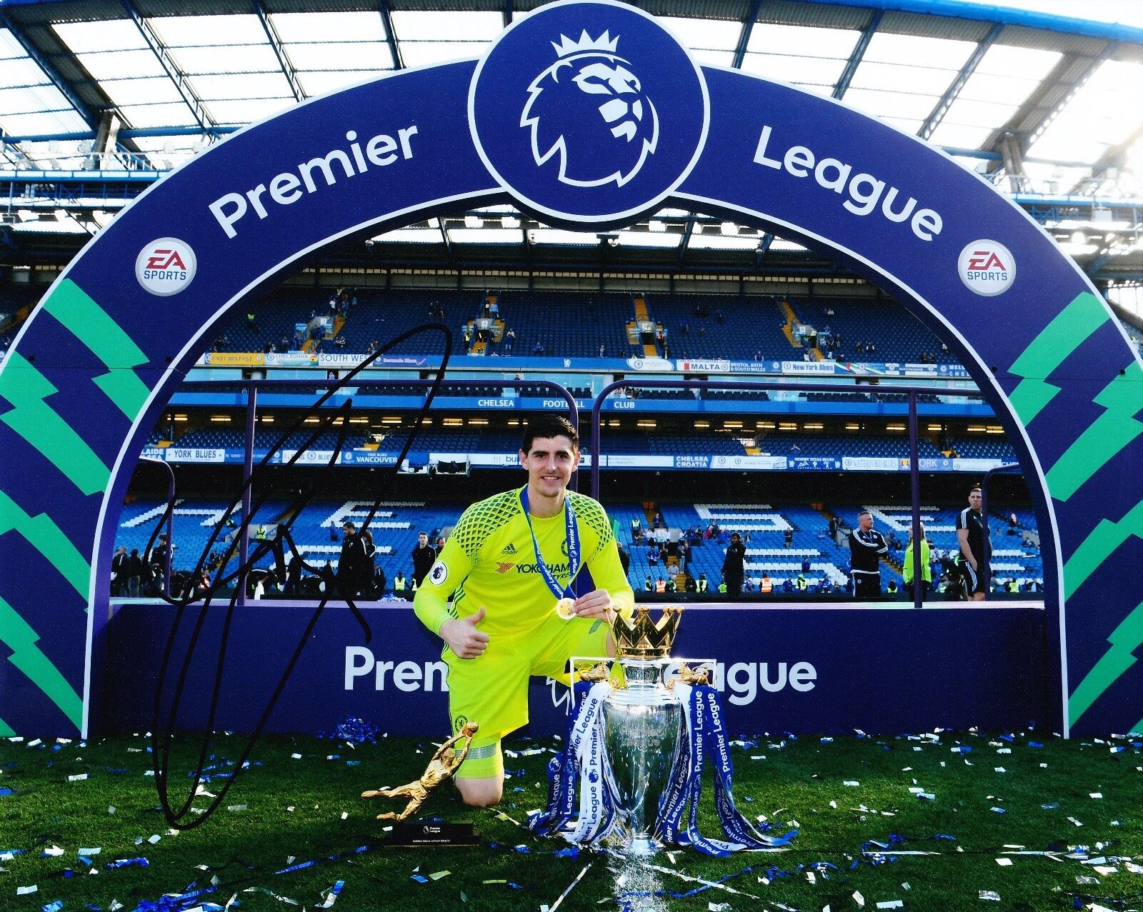 Thibaut Courtois Signed 10X8 Photo Poster painting Chelsea FC AFTAL COA (1131)