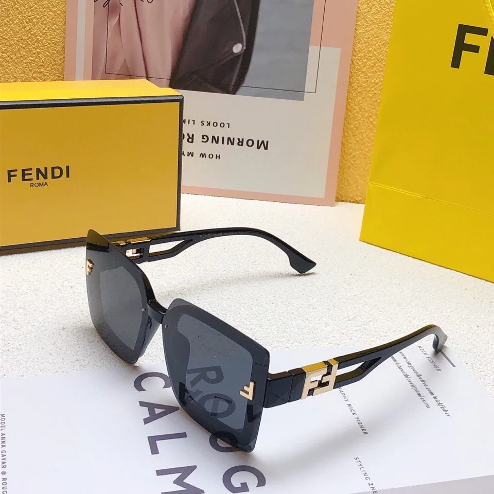 30212 Square Large Frame Polarized UV Protection