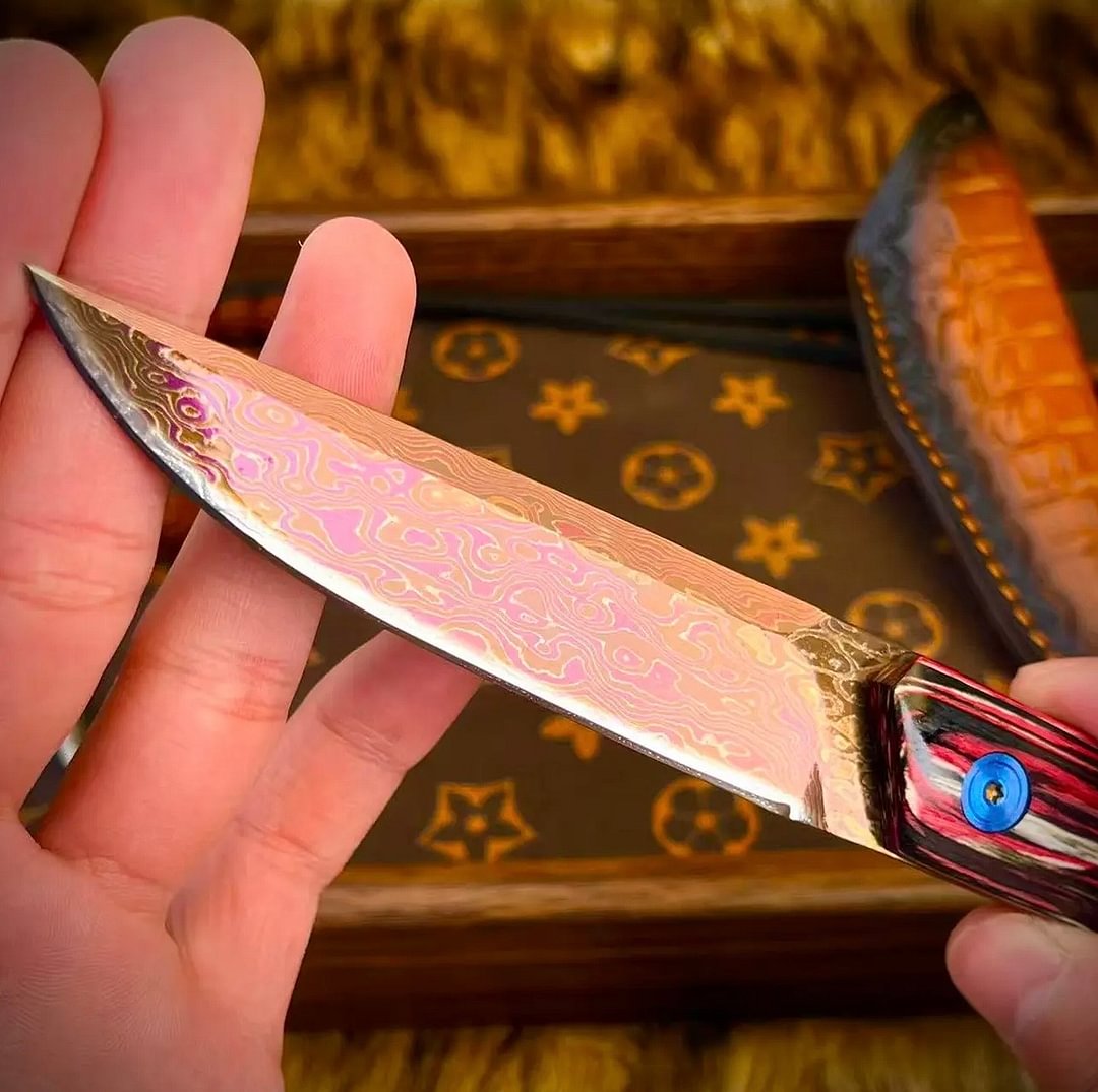 Vacuum-compressed military-grade G10 copper-clad blued multi-functional knife