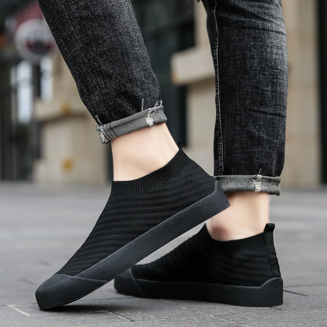 Men's Vulcanized Shoes 35-46 Summer Designer High elastic Fly weaving Sock Sneakers Men Casual Shoes Soft Sole Comfortable Flats