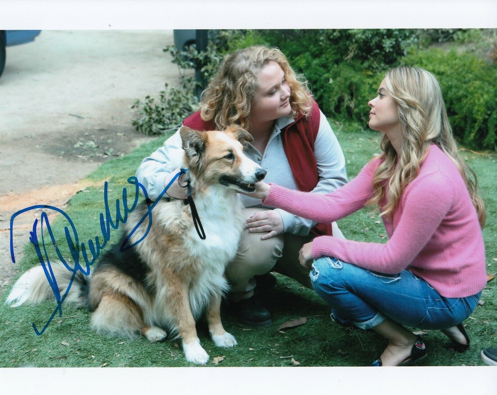 DANIELLE MACDONALD signed (PRETTY LITTLE LIARS) 8X10 Photo Poster painting *Cathy* W/COA