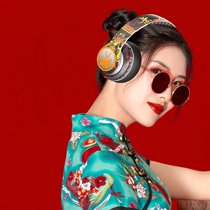 Headworn Bluetooth Earphones With Heavy Bass