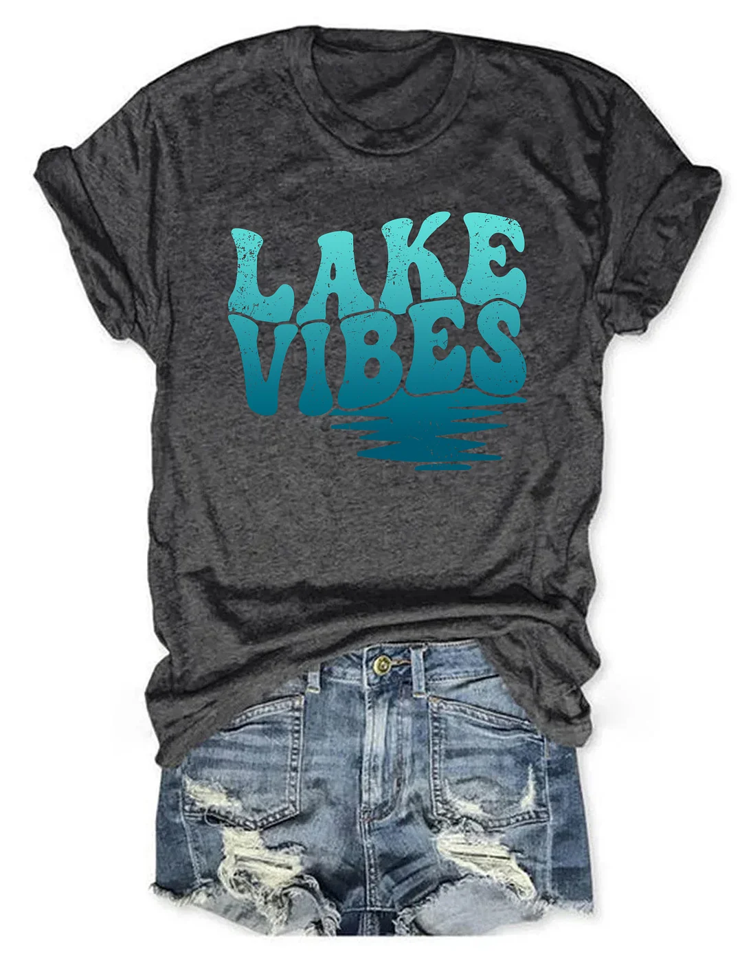 Errbody At The Lake Gettin' Tipsy T-shirt