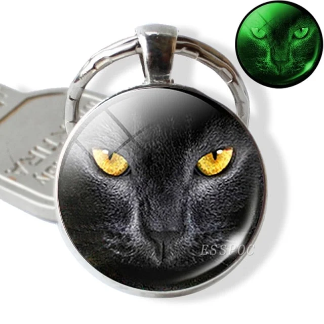 Buzzdaisy Luminous Glow In The Dark Wolf Key Chain Key Rings Holder