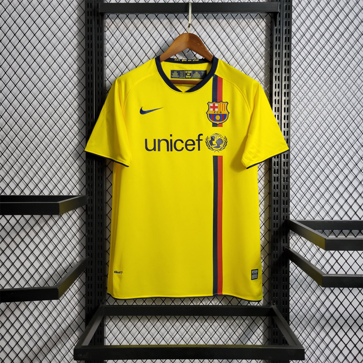 B.A.R.S.A Retro 08-09 Away Jersey