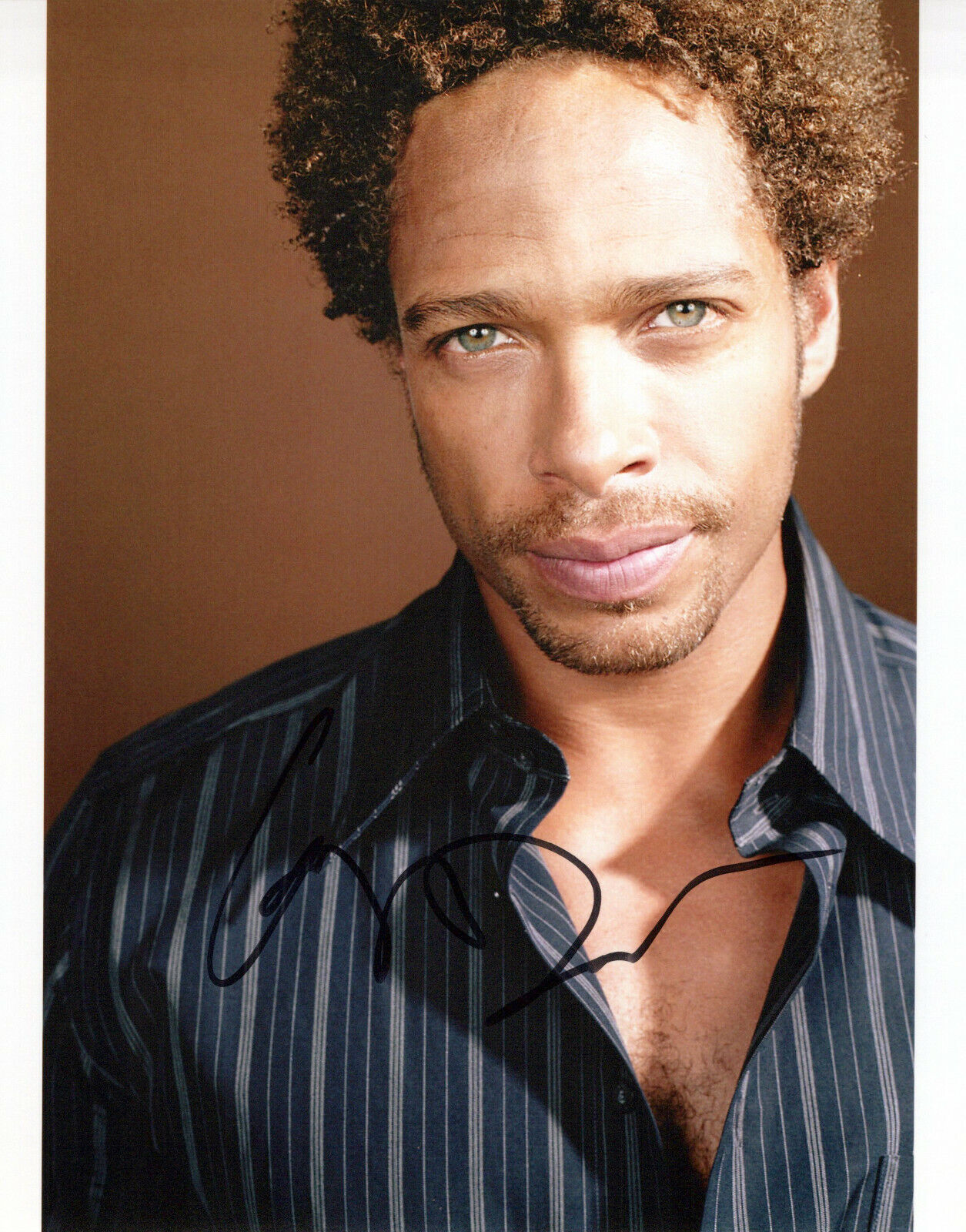 Gary Dourdan head shot autographed Photo Poster painting signed 8x10 #3