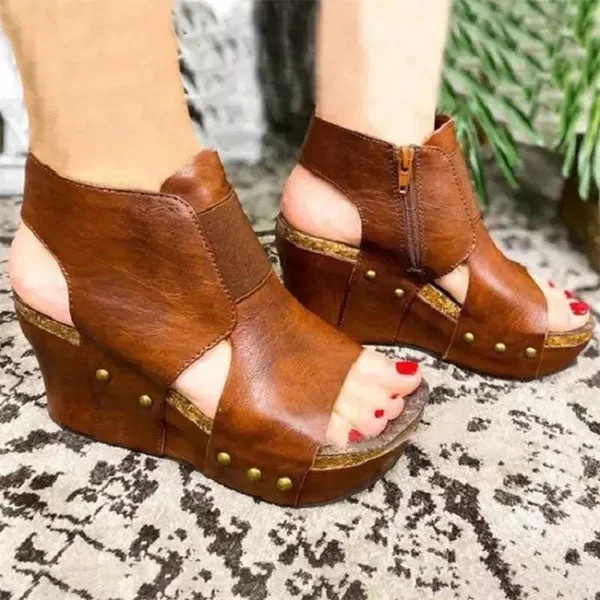 HUXM Fashionable Retro Western Style Wedge Sandals