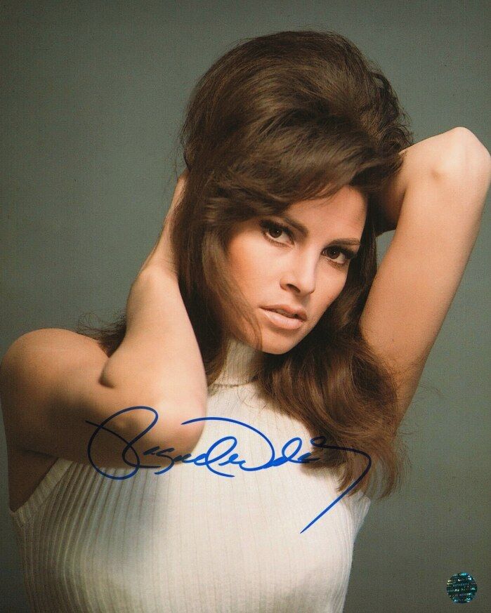 RAQUEL WELCH Autographed Original 8x10 Photo Poster painting LOA TTM