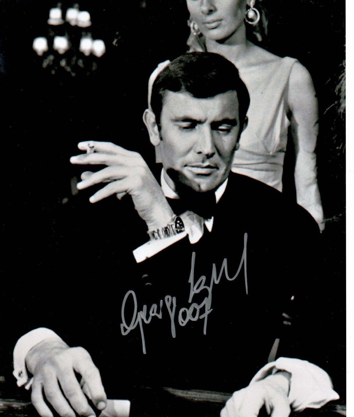 Hand Signed George Lazenby Autograph Photo Poster painting 10 x 8 Photo Poster painting OHMSS James Bond COA