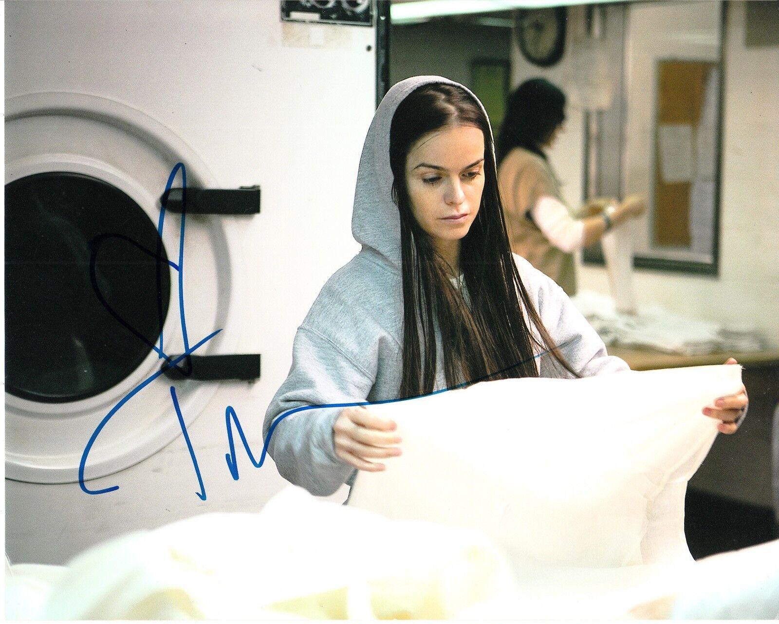 TARYN MANNING SIGNED ORANGE IS THE NEW BLACK Photo Poster painting UACC REG 242