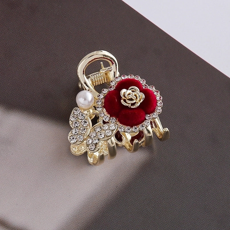 Women’s Chinoiserie Princess Classical Flower Butterfly Imitation Pearl Alloy Rhinestone Artificial Pearls Rhinestones Hair Claws