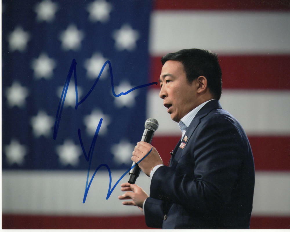 ANDREW YANG SIGNED AUTOGRAPH 8x10 Photo Poster painting - YANGGANG, MATH, 2020 PRESIDENT C