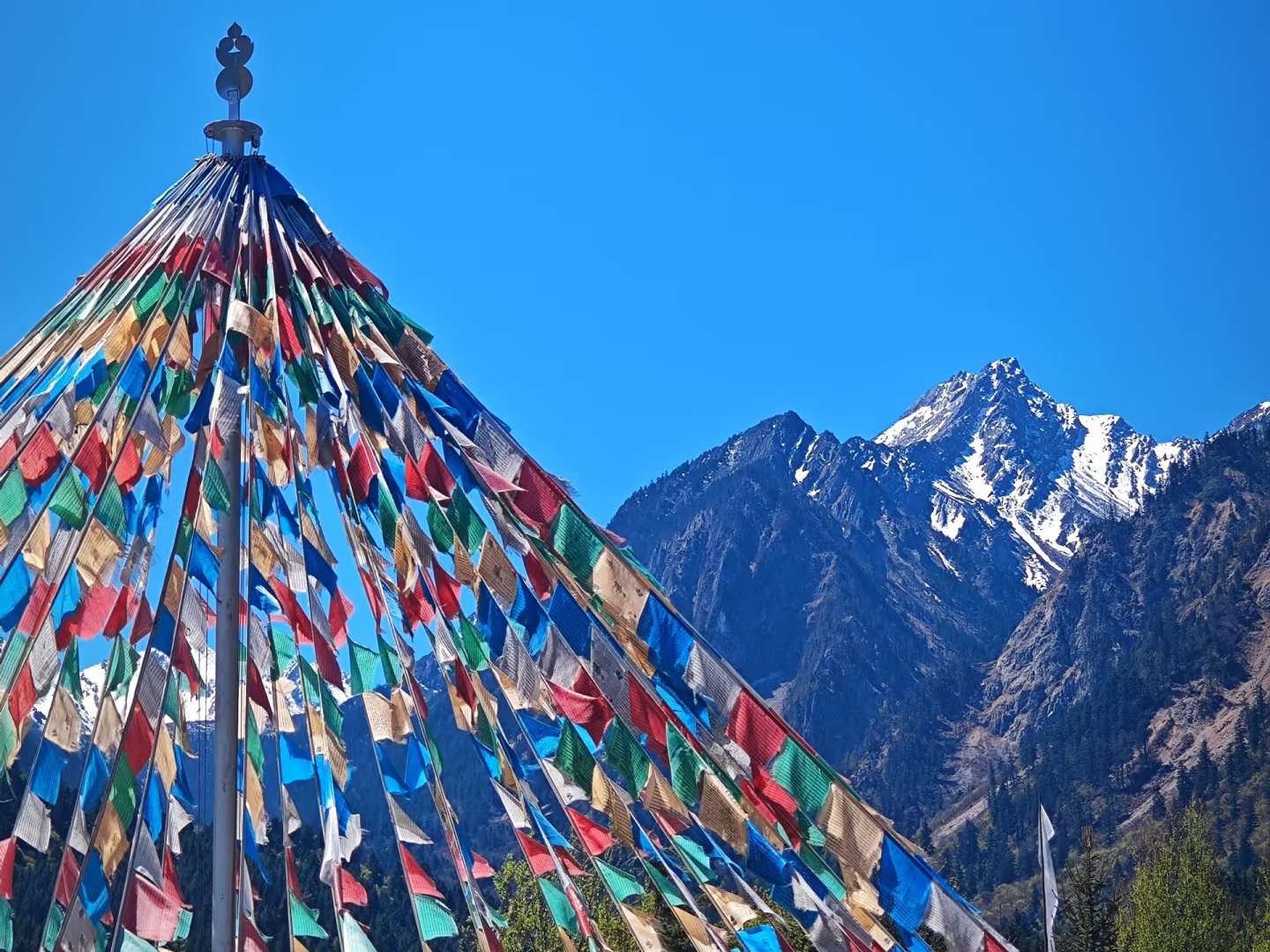 3-Day Fairyland Escape: High-Speed Rail Journey to Jiuzhaigou & Huanglong