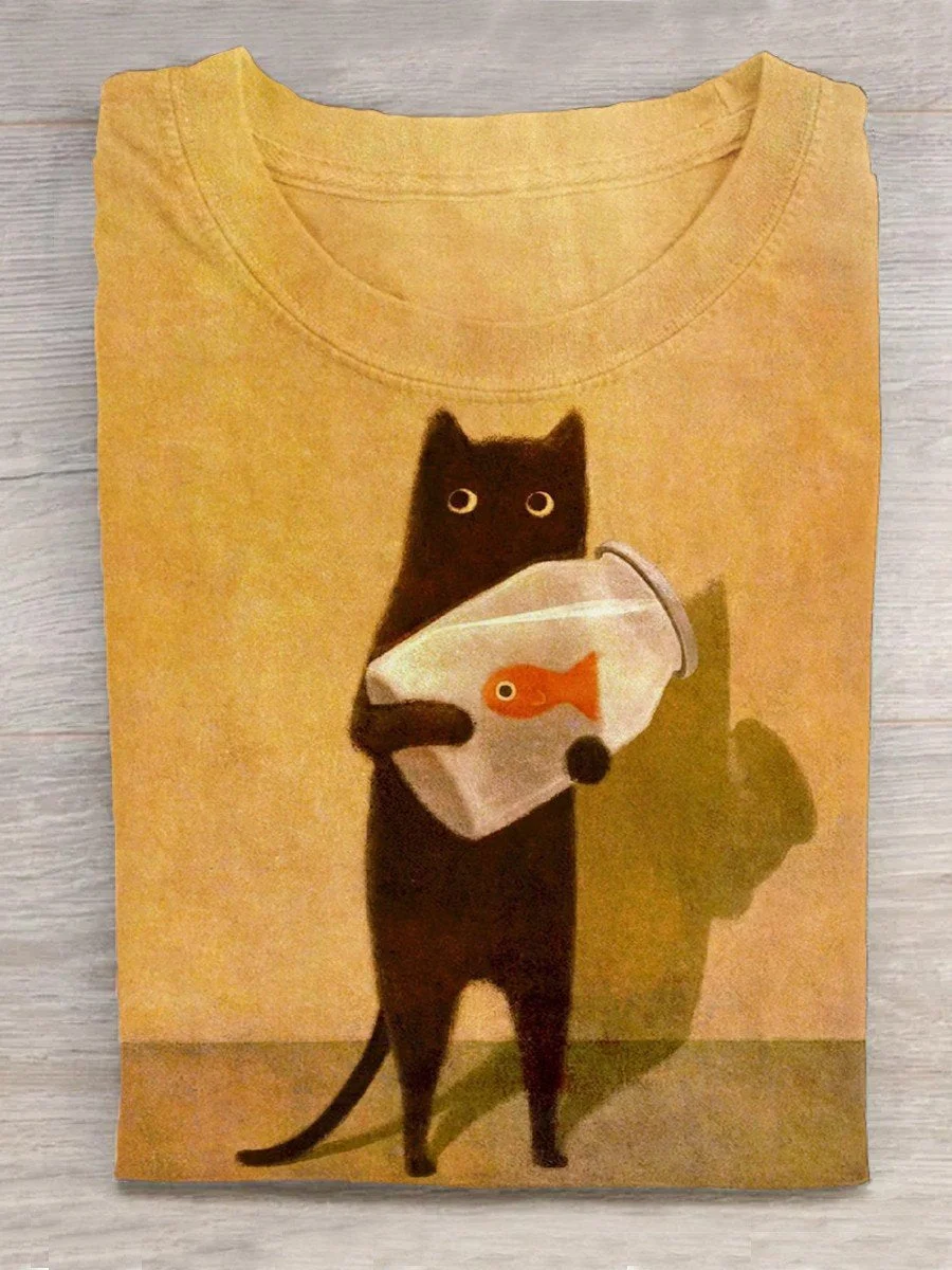 Cat Holding Goldfish Bowl Art Design T-Shirt
