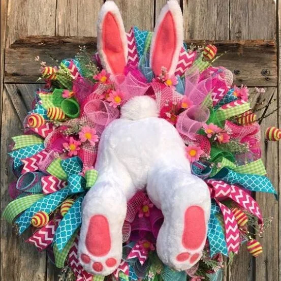 🐰 Easter bunny wreath for the front door. 💐