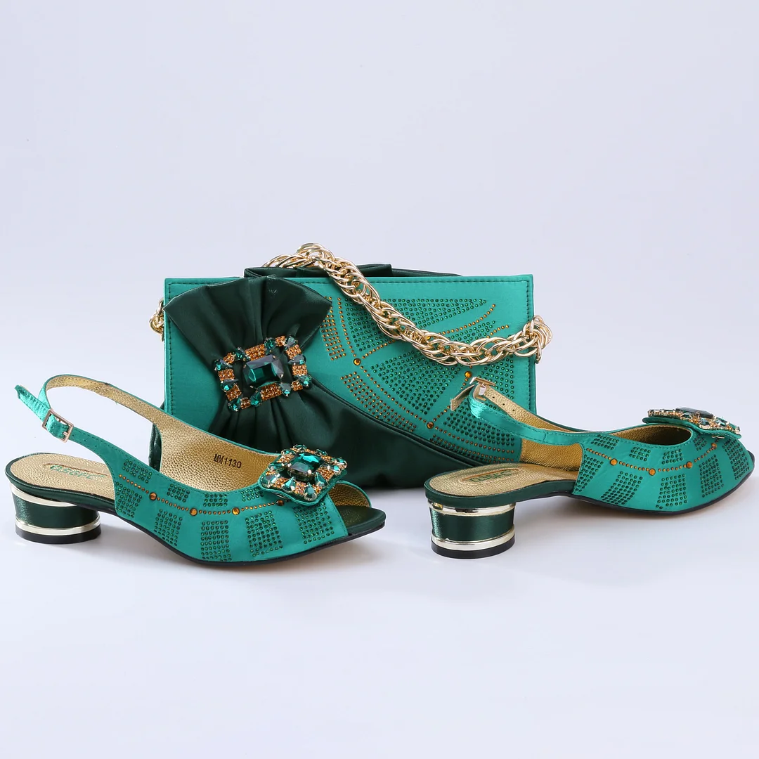 QSGFC 2022 Italian Design Nigerian Fashion Party Gold Color Ladies Shoes and Bag Set With Rhinestone and Metal Decoration