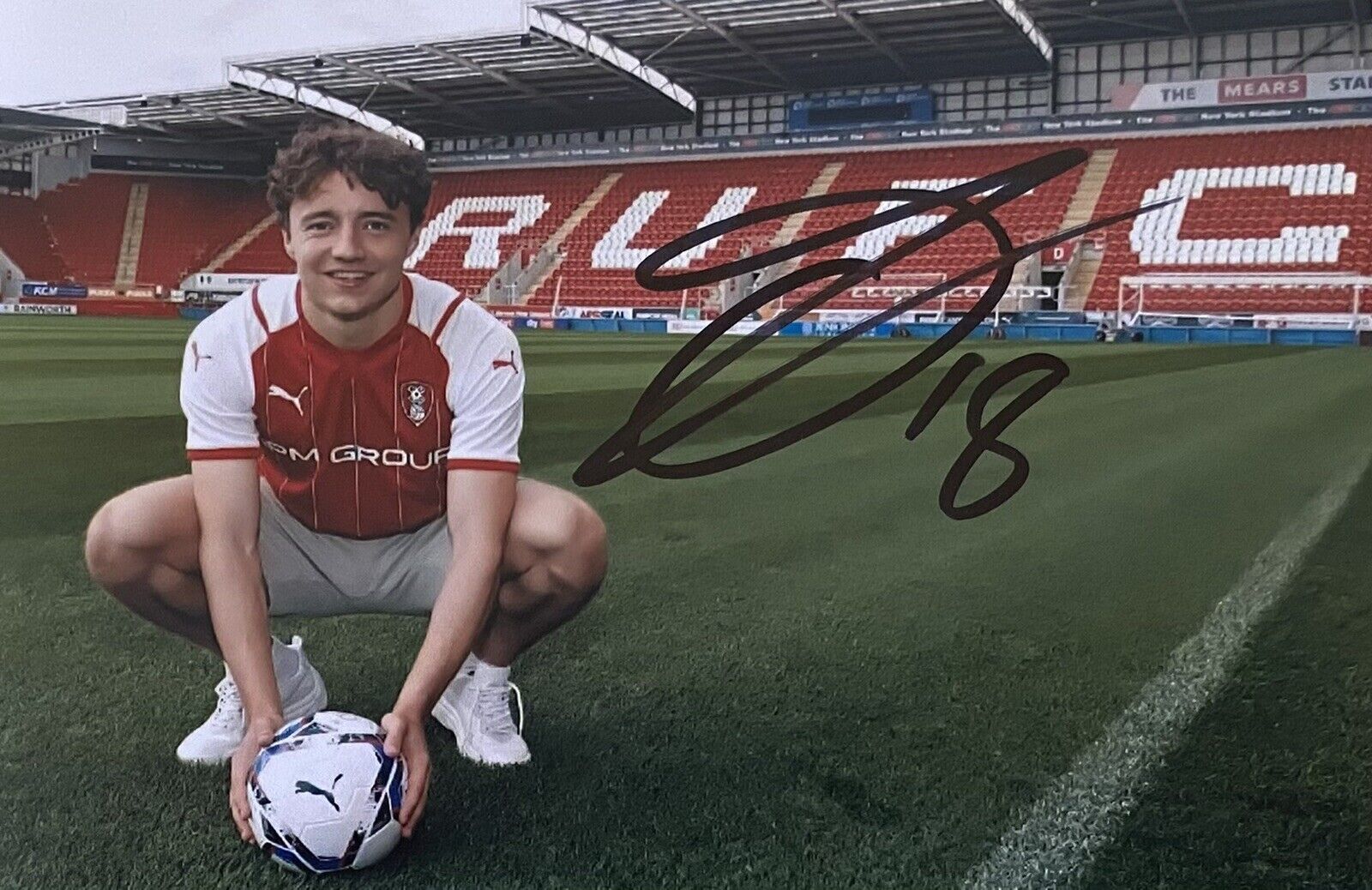 Oliver Rathbone Genuine Hand Signed Rotherham United 6X4 Photo Poster painting