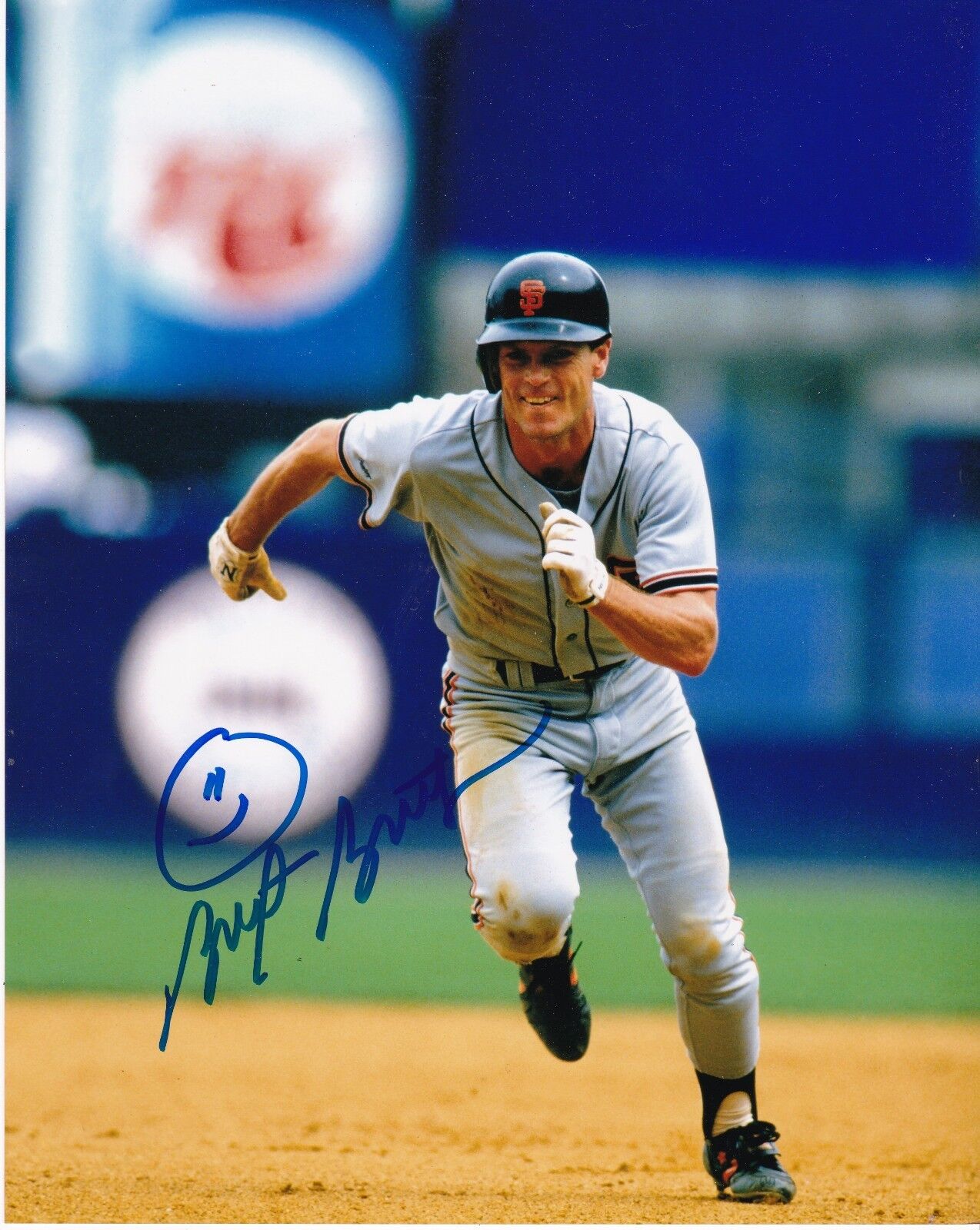 BRETT BUTLER SAN FRANCISCO GIANTS ACTION SIGNED 8x10