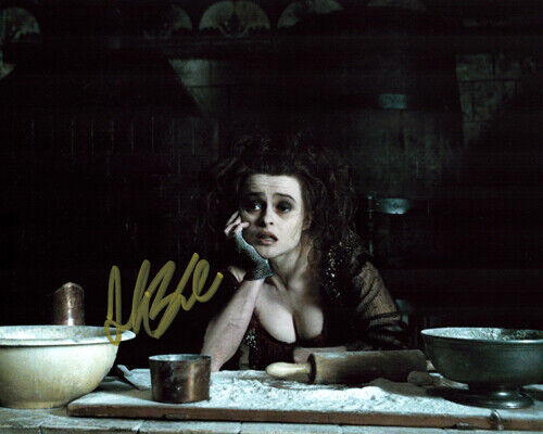 Autographed Photo Poster painting Helena Bonham Carter signed 8 x 10