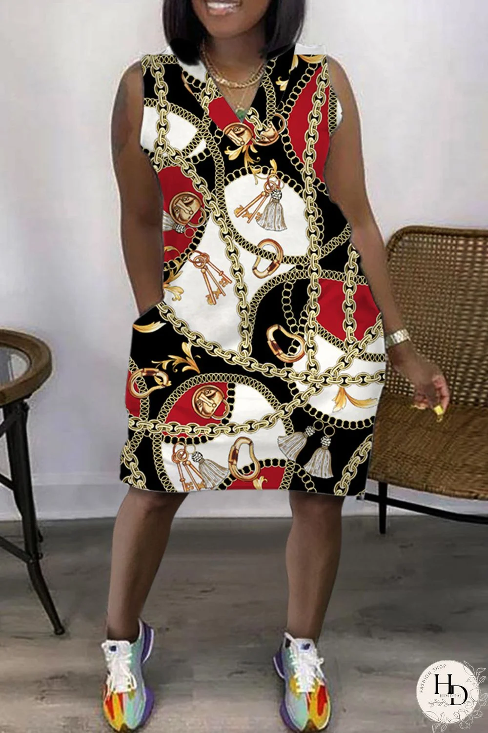 Black Fashion Casual Print Patchwork V Neck Sleeveless Plus Size Dress